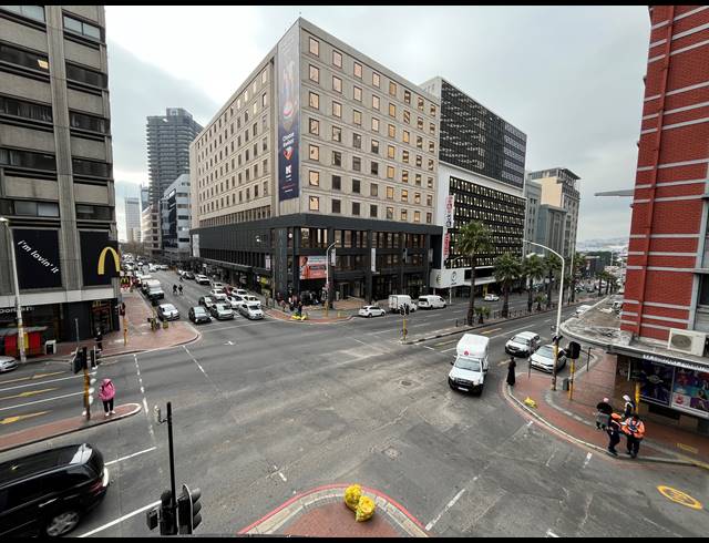 695M² OFFICE TO LET IN CAPE TOWN CITY CENTRE